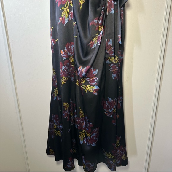 CINQ À SEPT Women’s Black Floral Neila Surplice Cocktail Silk Midi-Dress- Size 6 - Picture 5 of 15